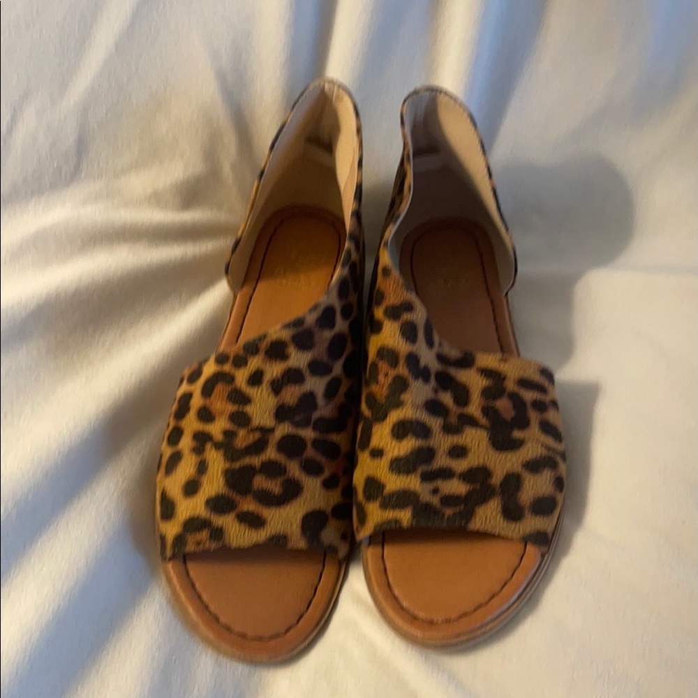 ✨ Beast D’Orsay Leopard Peep-Toe Sandals - Picture 6 of 8